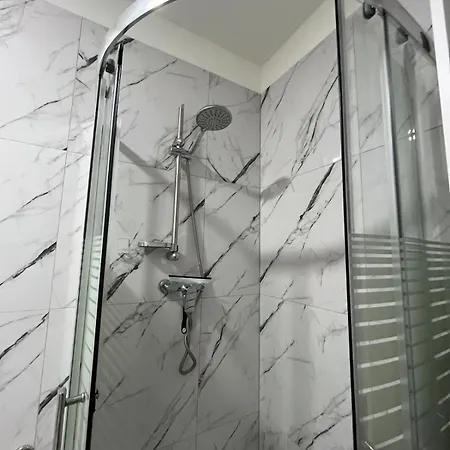Apartment And Spacious With Amenities